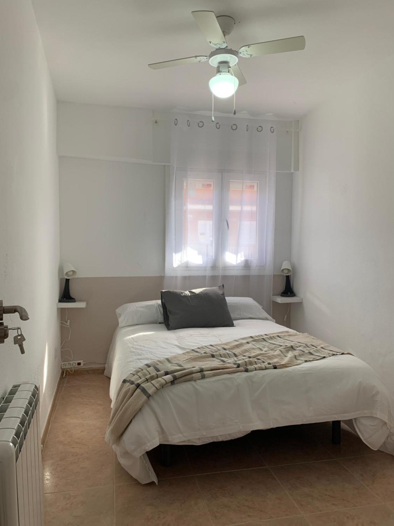 Mejorana Habitaciones Madrid Luaran gambar